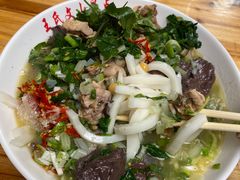 -文山荷鲜居(翠湖店)