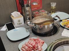 -金滏山烤肉·海鲜·火锅自助餐厅(襄阳万达店)