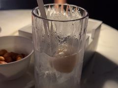 -瑰丽酒店·海吧·天际下午茶·现场DJ·天台酒吧