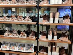 -Laderach 莱德拉(上海环贸iapm店)