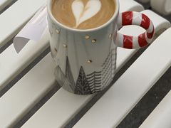 燕麦榛果拿铁-Manner Coffee(IFS一楼店)