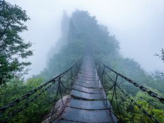 -秦岭终南山世界地质公园翠华山景区