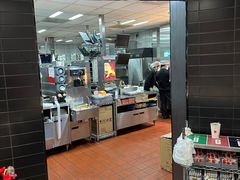 -麦当劳(凯德广场店)