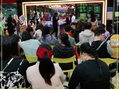 等位区-阪尚皇·原切牛排·烤肉火锅自助(北京路店)