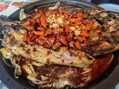 -鸣记脆皮烤鱼·海鲜烤鱼(三八广场店)