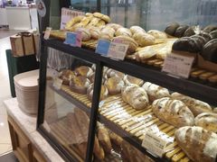 面包甜点陈列柜-多乐之日(和平伊势丹店)