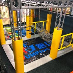 -蹦贝运动中心·蹦床·攀岩·闯关(龙岗店)