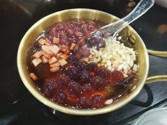 -川流不息·地道川菜·小龙虾(新松江路店)