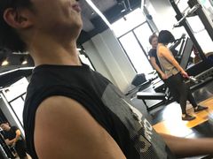 -Freedom Fitness私教健身俱乐部(徐虹北路店)