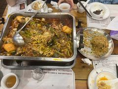 -后街佬·炭火鲜鱼杂(南城店)