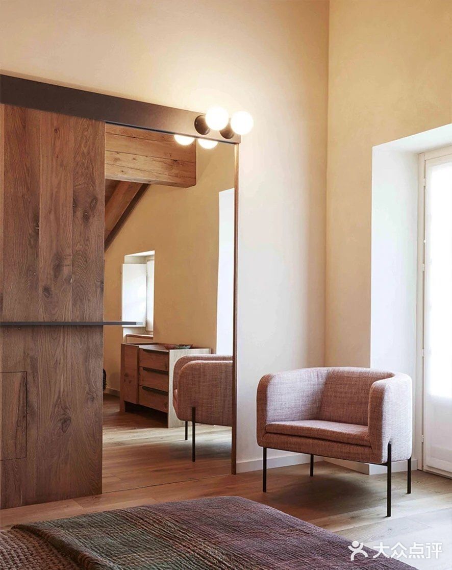 舒适的环境，温暖的色调☀️