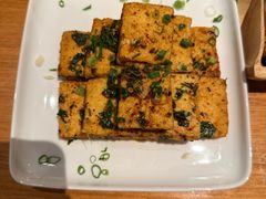 香煎石屏豆腐-一坐一忘云南菜(北京skp店)