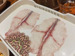 -老牌坊云南鱼豆花火锅(爱建店)