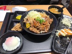 -町门烤肉拌饭专门店(新天地店)