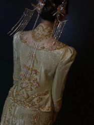 -艾米丽婚纱礼服