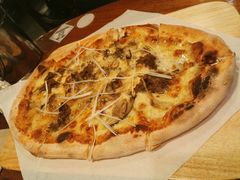 烤牛肉披萨&nbsp;(9寸)-I HOLIC艾豪丽披萨(KKone店)