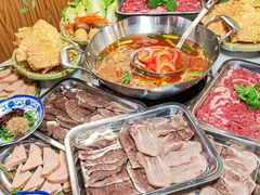 -王奋斗贵州酸汤牛肉火锅