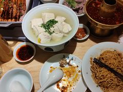 -全牛匠·乐山跷脚牛肉(新中关店)