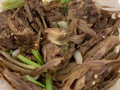 主打的干锅鸭头-安诚居干锅鸭头(八角店)