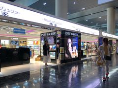 -中免(澳门机场免税店)