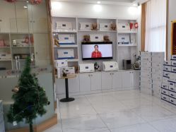 -靓芙泉专研痘痘肌