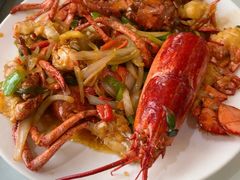 -覃记海鲜美食餐厅