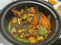 肉蟹雞煲-辉记海鲜美食(氹仔店)