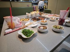 -海底捞火锅(高新活力城Villgae店)