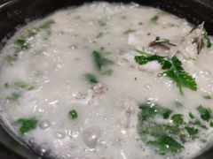 大砂锅炖鱼头-丹江渔村(望京店)