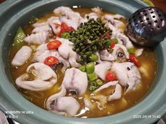 -重庆鸡公煲·青锅花椒鱼(牡丹江路店)