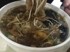 -老西白点心店