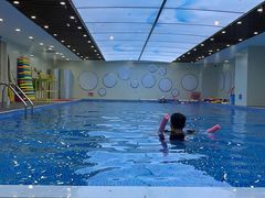 -嘻游纪儿童游泳课程中心(红博中央公园店)