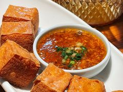 -菌自由丨野生菌火锅特色庭院餐厅(丽江古城店)