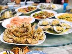 -四川小胡子海鲜(丁村万人海鲜广场店)