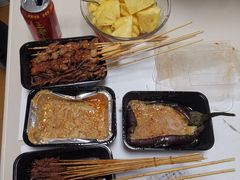 -金陵大勇烧烤·小龙虾·海鲜大咖(竹山路店)