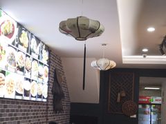 大堂-临街徽菜馆·正宗黄山味