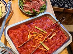 -洱火云南酸菜牛肉火锅(石景山当代商城店)