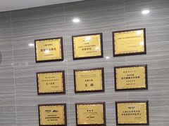 -上海仁爱医院口腔科 · 种植