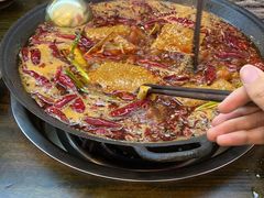 -黄潇洒老火锅(九眼桥宏济巷店)
