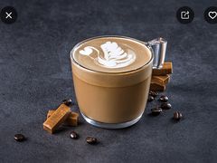 焦糖拿铁-瑞幸咖啡(镇江新城吾悦广场店)