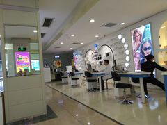 二楼的配镜服务区-精益眼镜(春熙路店)