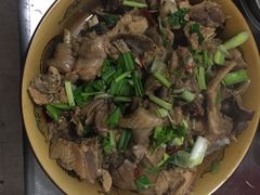 乱炖土鸡-老谢土菜馆