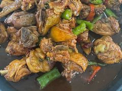 -八两八金·莱芜特色炒鸡(市南漳浦路店)