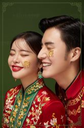 -雪中彩影婚纱摄影·微光艺术中心