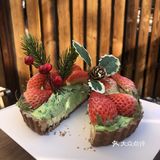 青岛又多了一家宝藏蛋糕店！今晚朋友聚会临时定了蛋糕