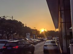 -上海宝信宝马4S店