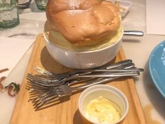 -港丽餐厅(高德置地店)