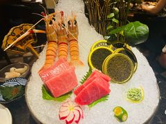 -半岛翡丽海鲜自助餐厅(观风亭店)