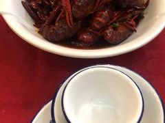 -呷呷好龙虾·湖南常德钵子菜·湘菜(公明天虹总店)