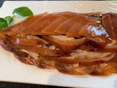 酥香嫩果木烤鸭-正德楼果木烤鸭·渔家菜(东港店)